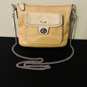 Coach Cream & Chalk Turn Lock Closure Pocket Silver Crossbody Chain Strap Bag